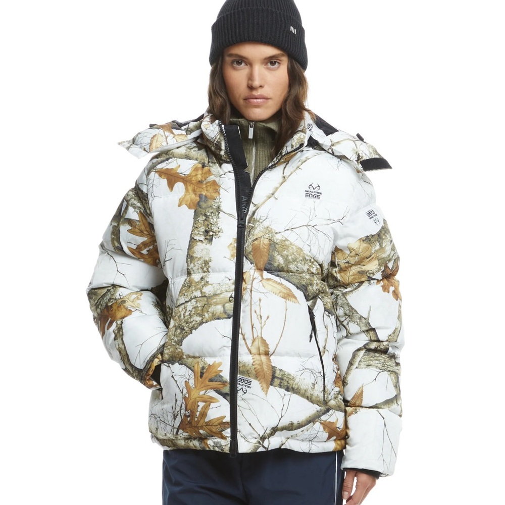 The Very Warm x Real Tree Puffer Coat